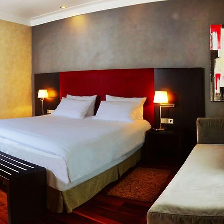 Hotel Nh Poznan Bagian luar foto